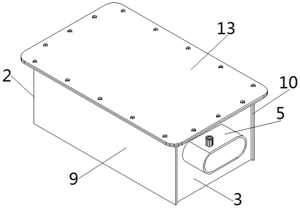 A pipe bundle structure of a ship's water-penetrating airtight tank