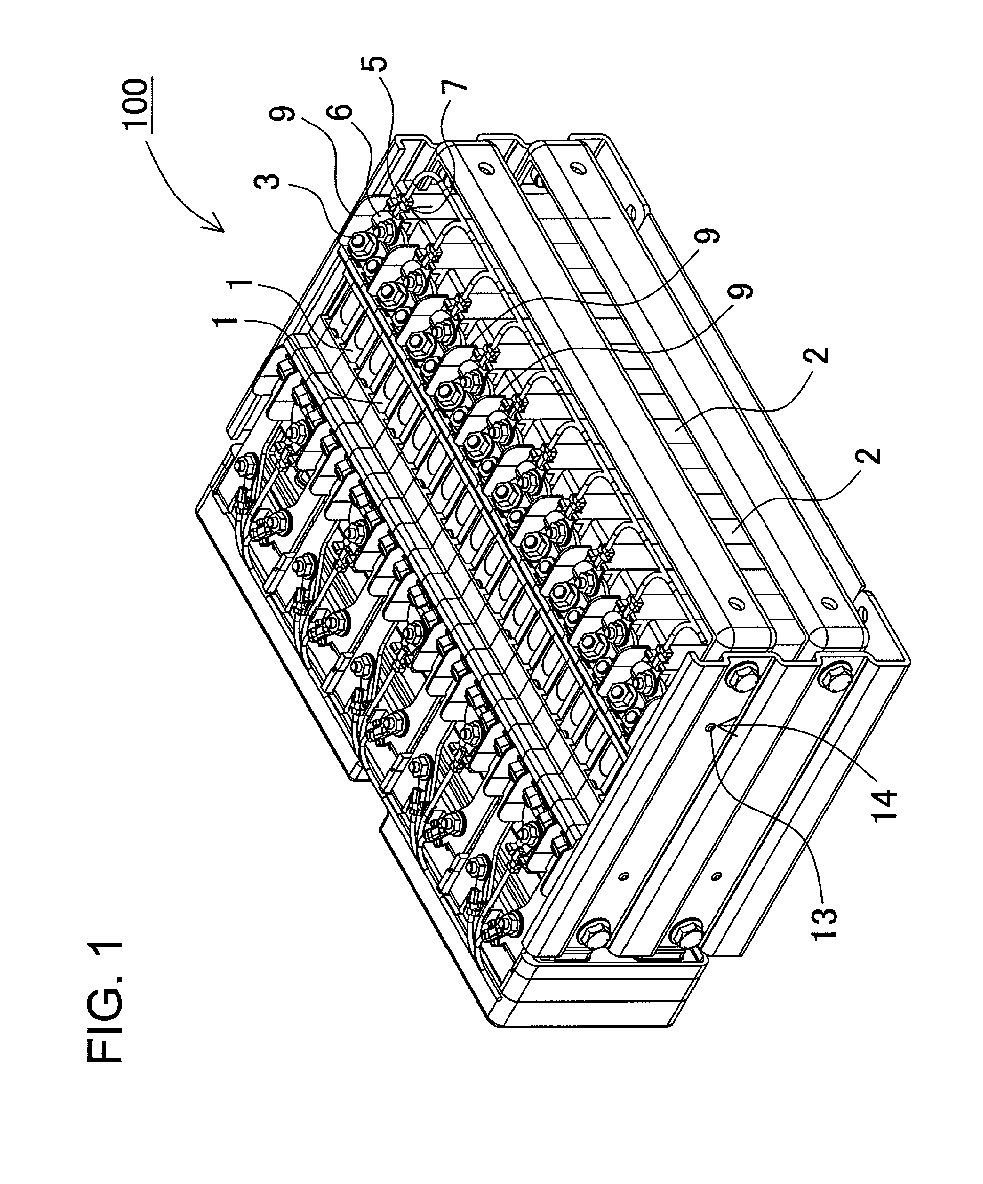 Battery array and battery array separator