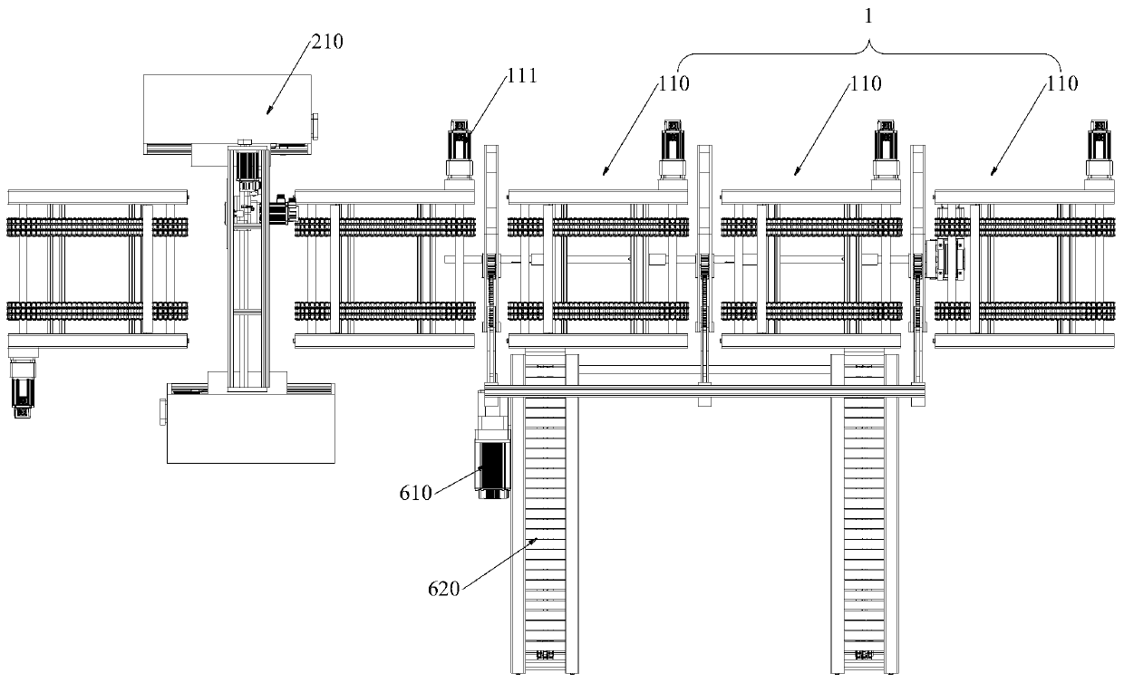 On-line cutting and stacking device for manufacturing prefabricated plates from industrial solid wastes