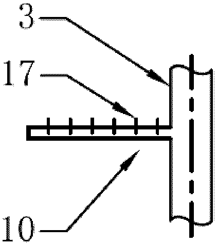 Energy storing device and method for supplying large quantities of steam