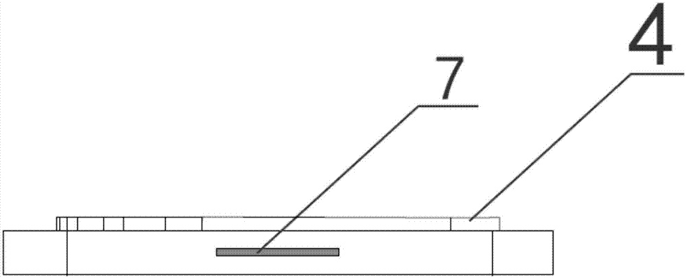 Intelligent garment trademark internally provided with NFC chip