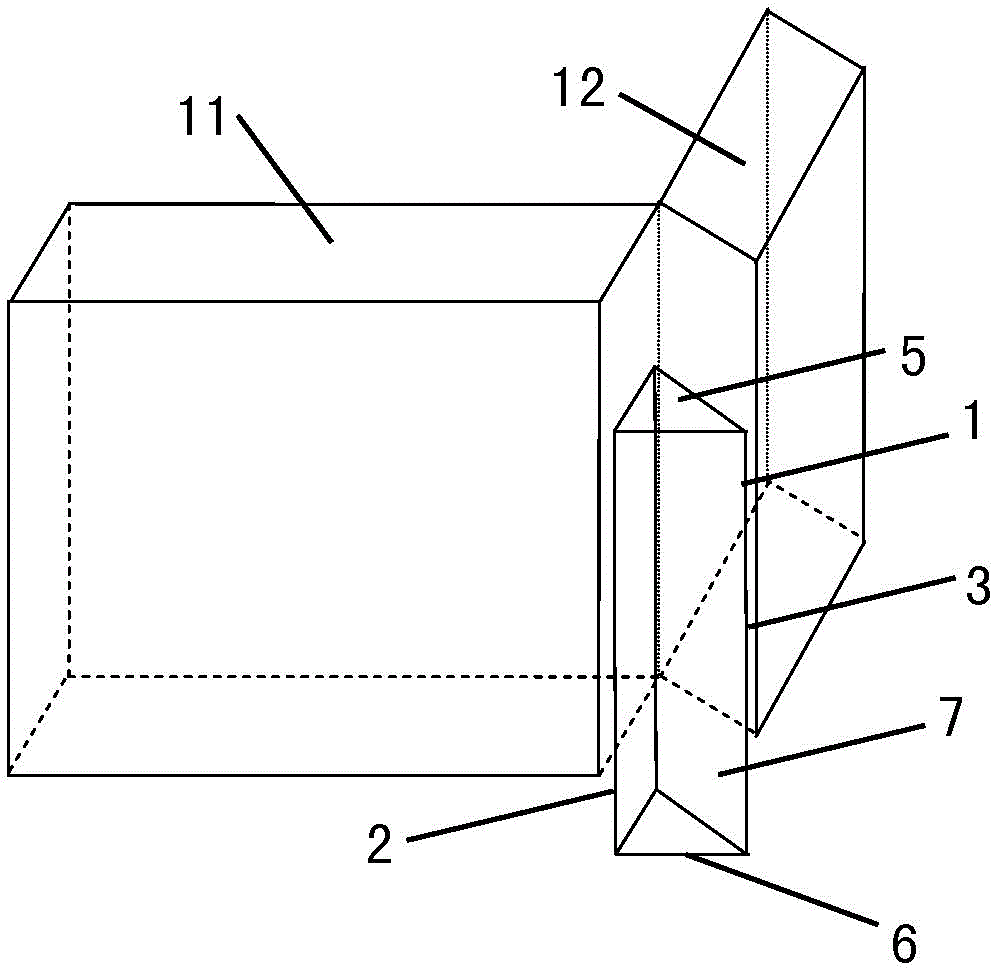 Ceramic tile combination applicable to external corner of wall and preparation method thereof