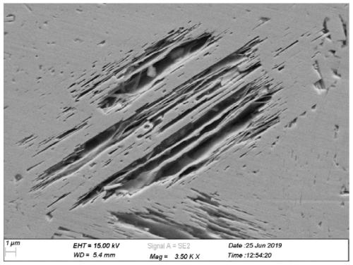 Preparation method for ultra-coarse tungsten carbide hard alloy containing trace cobalt