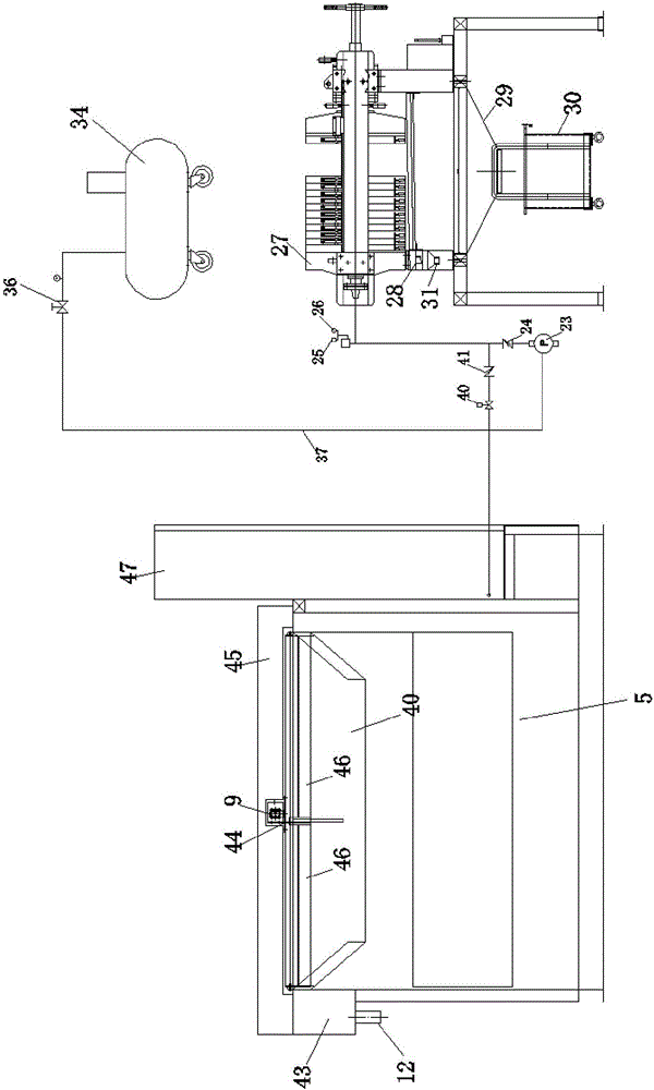 Sewage treatment device and sewage treatment method applying same