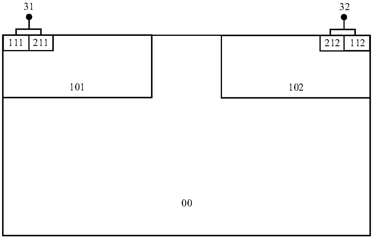 Bi-directional ESD protection device