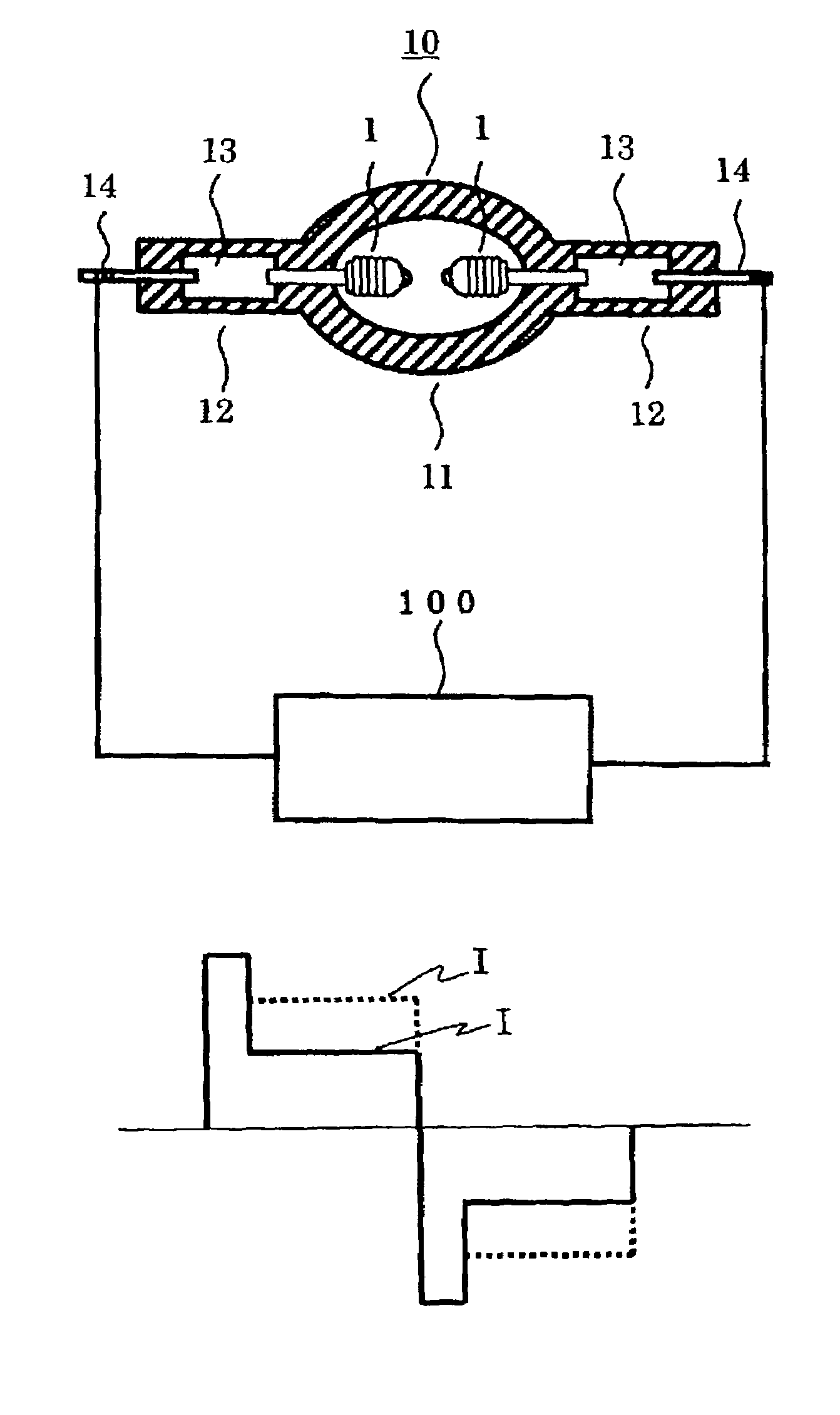 Emission device for an ultra-high pressure mercury lamp