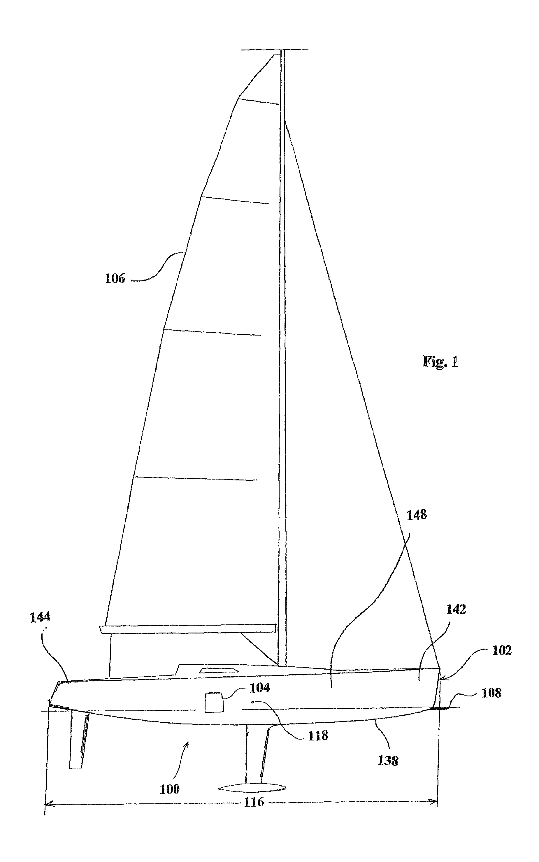 Monohull sailing vessel having a lifting hydrofoil