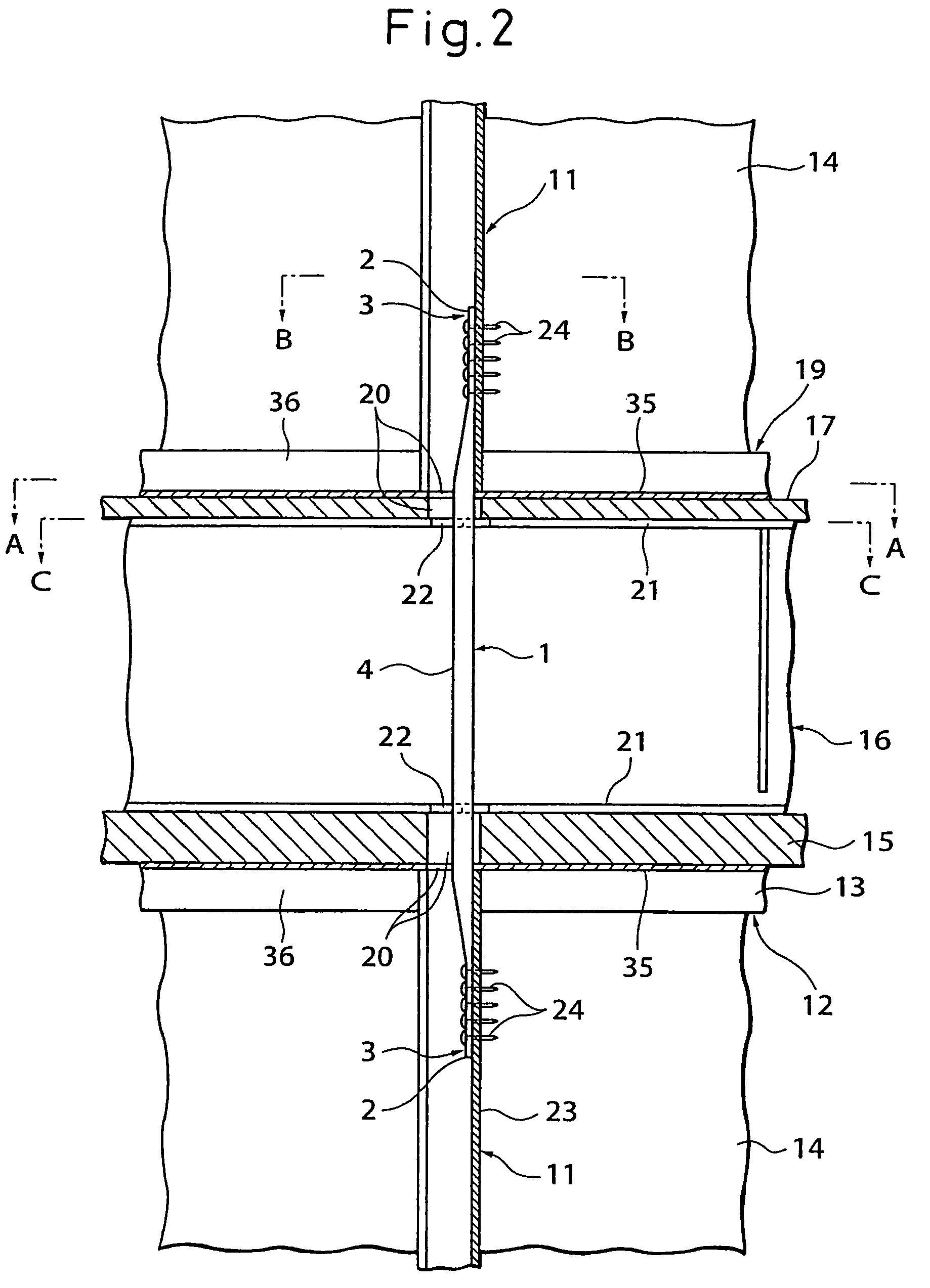 Joint fitting between members, joint structure of upper and lower floor vertical frame members, and method of joining