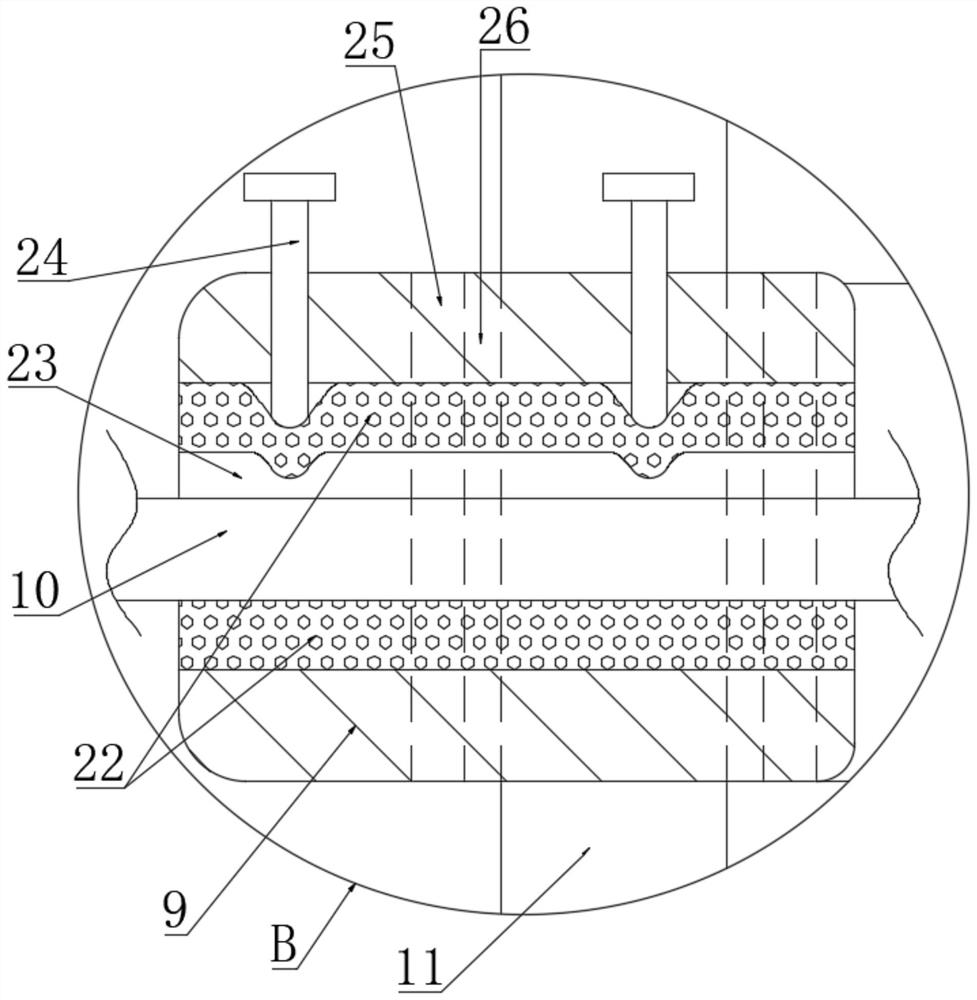 Reversible micro-fluidic chip clamp