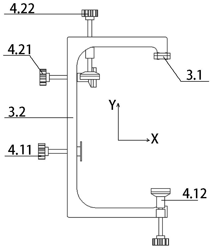 A door frame installation auxiliary device and using method thereof