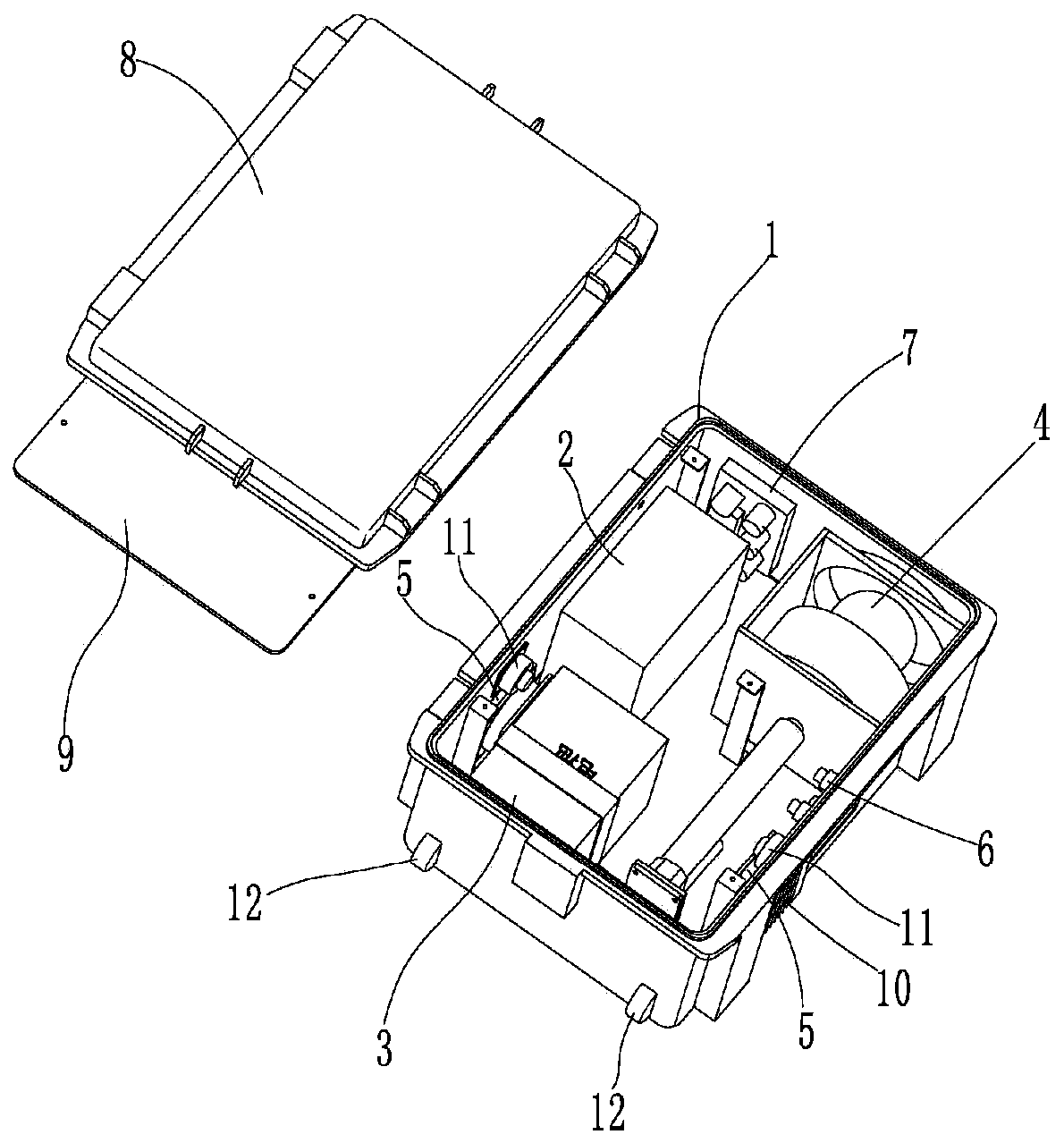 Portable field monitoring device