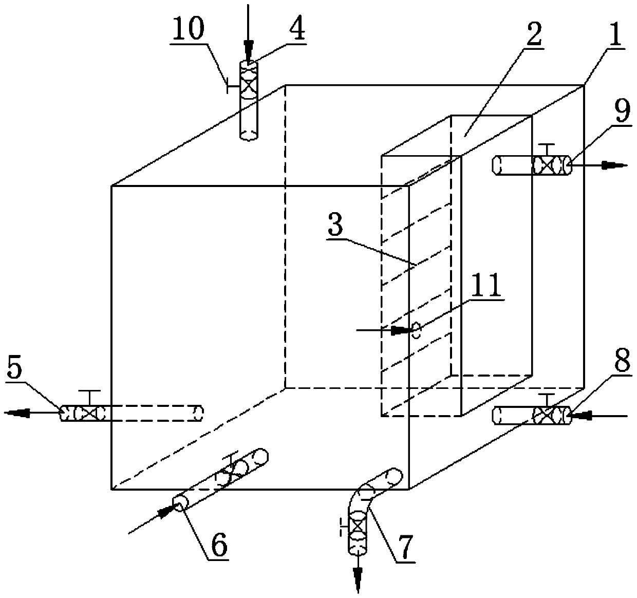 A directional water intake device for a solar layered water storage tank