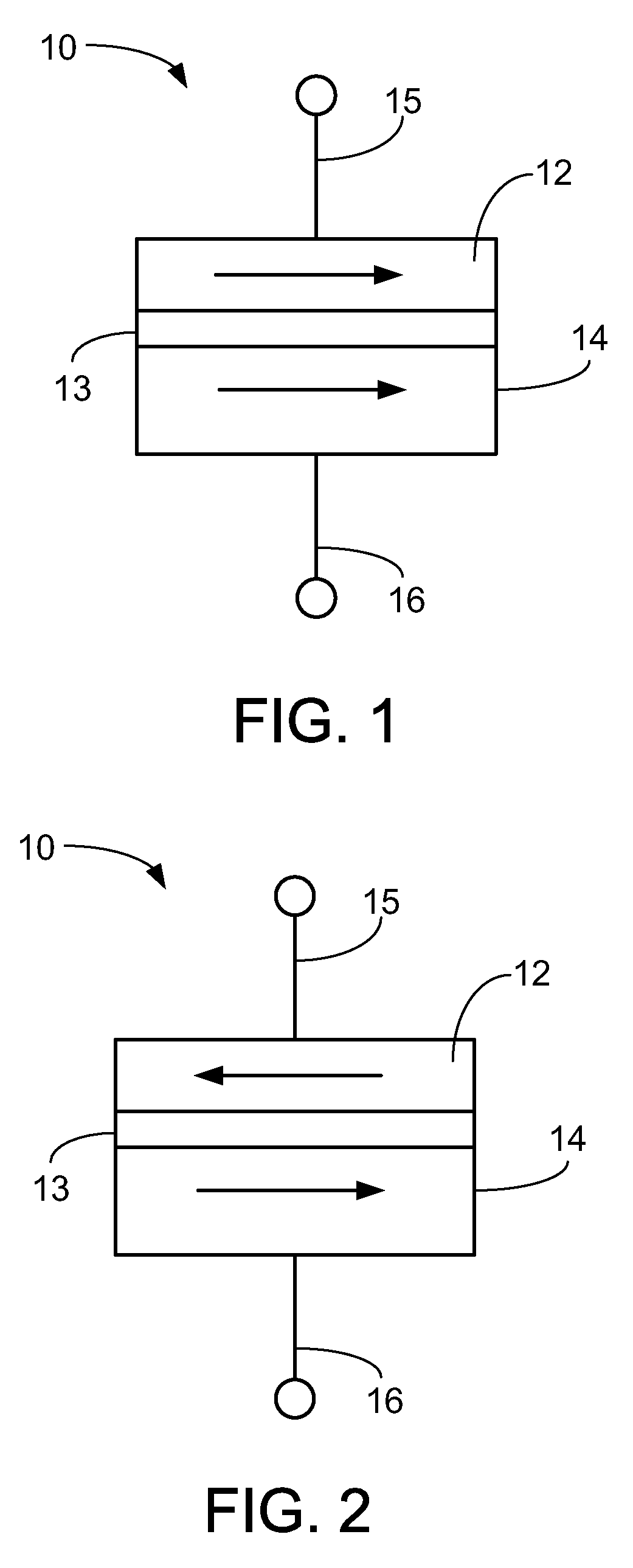 Memory array with read reference voltage cells