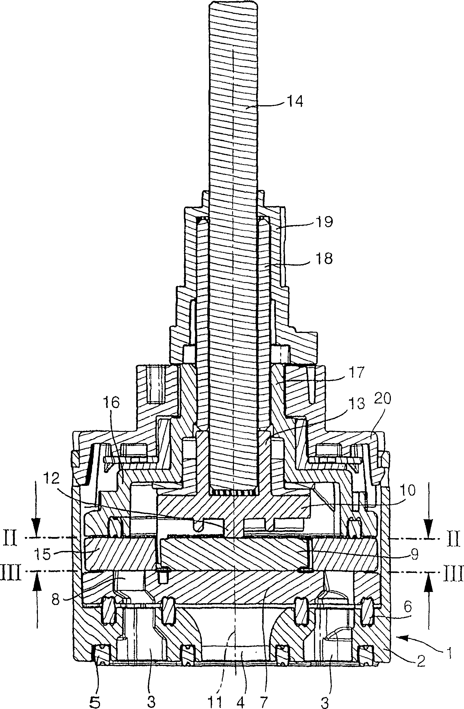 Shut-off and reversing valve