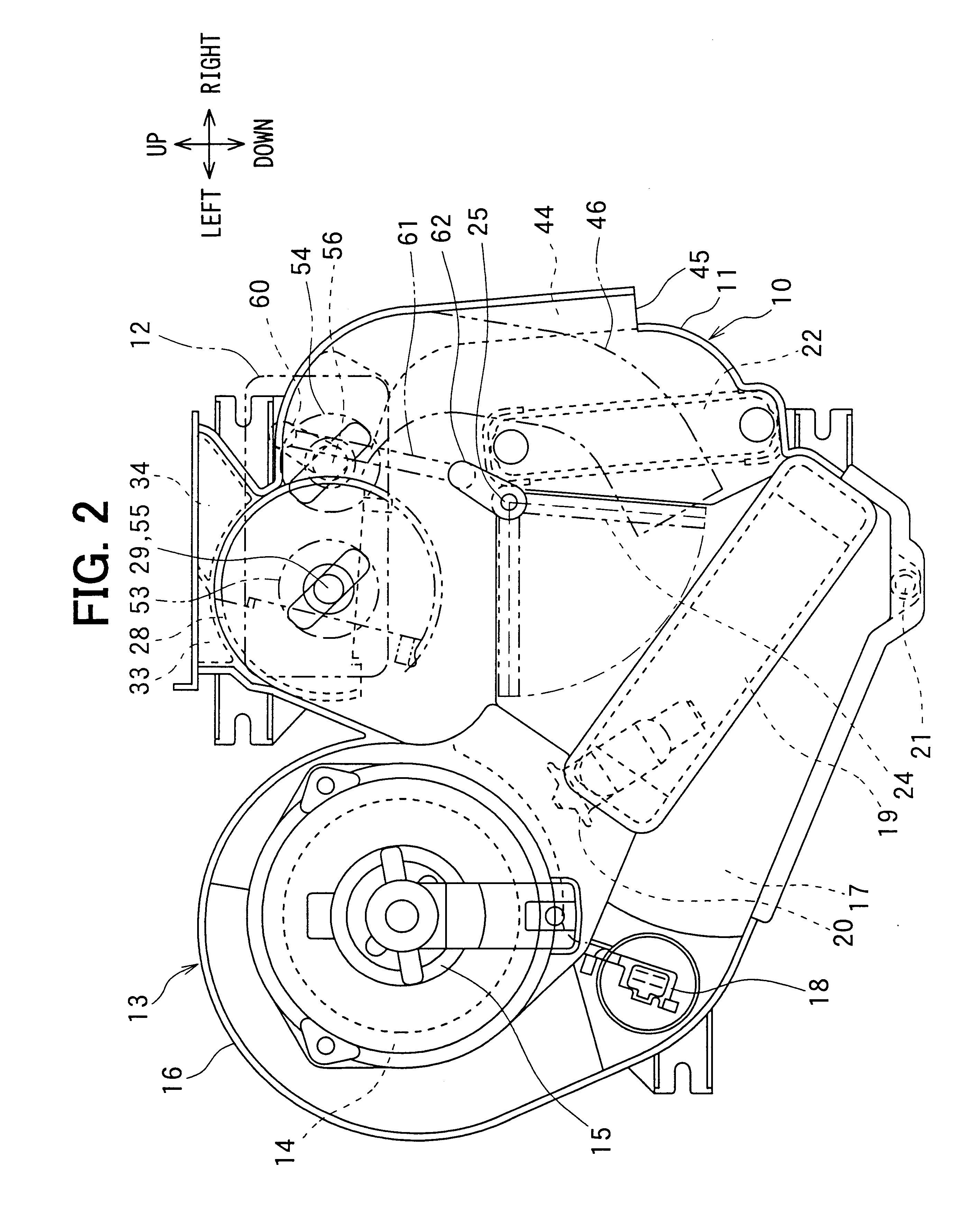 Vehicle air conditioner with manually operated operation member