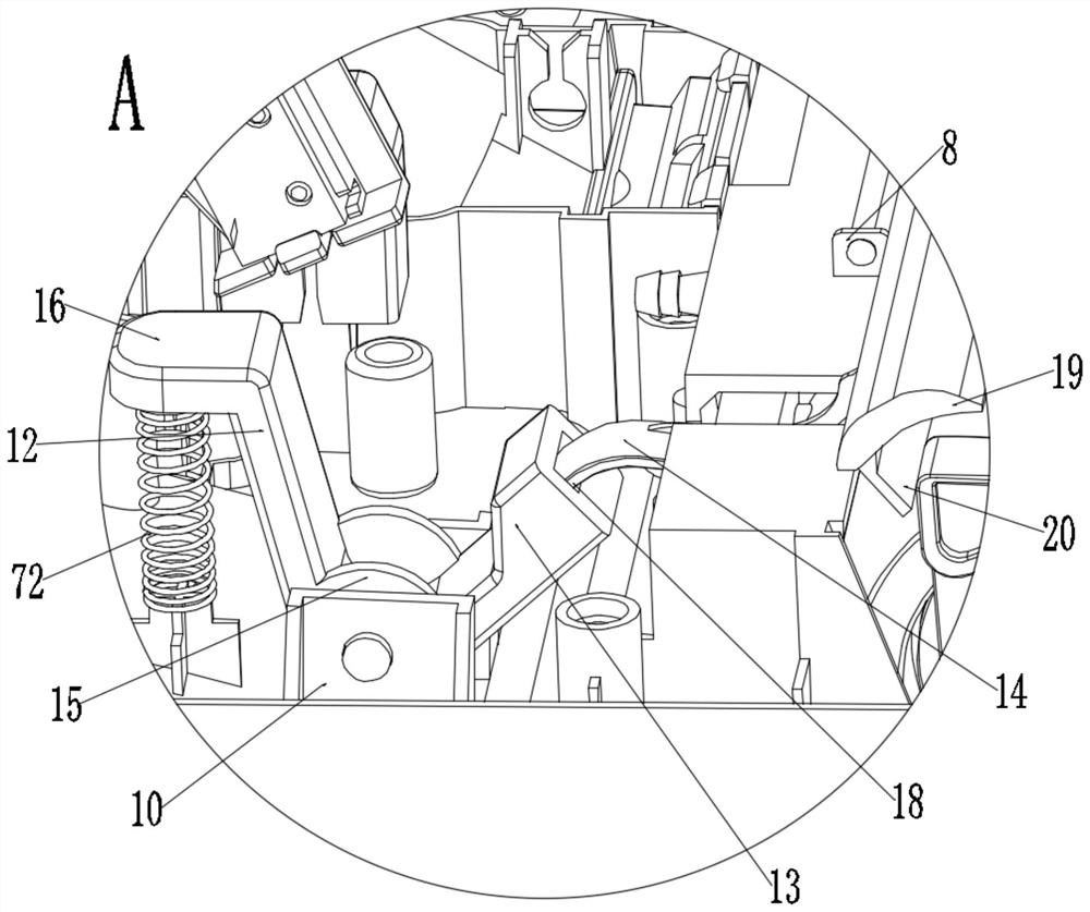 Movable scraping strip structure of floor cleaning machine