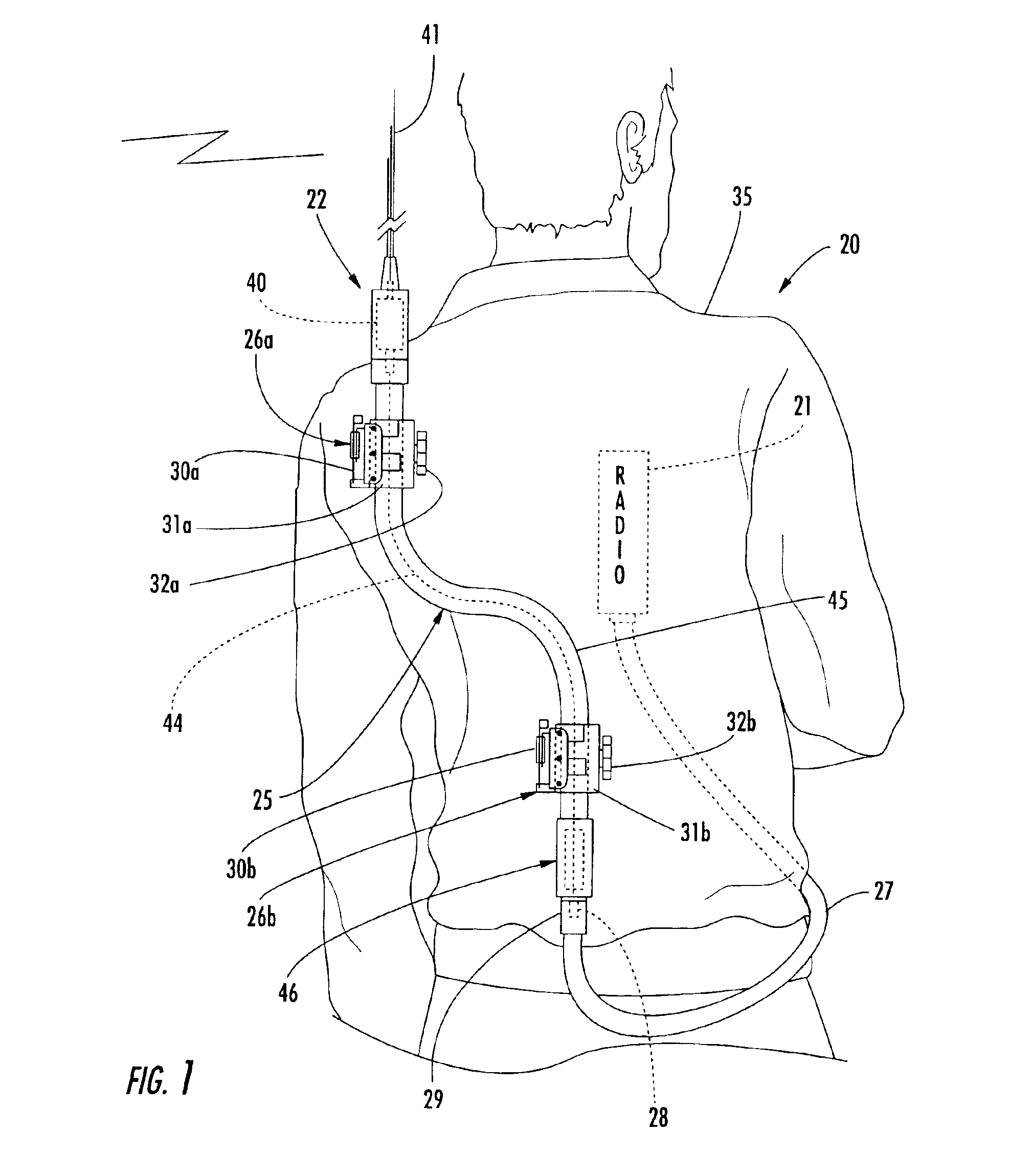 Broadband dipole antenna to be worn by a user and associated methods