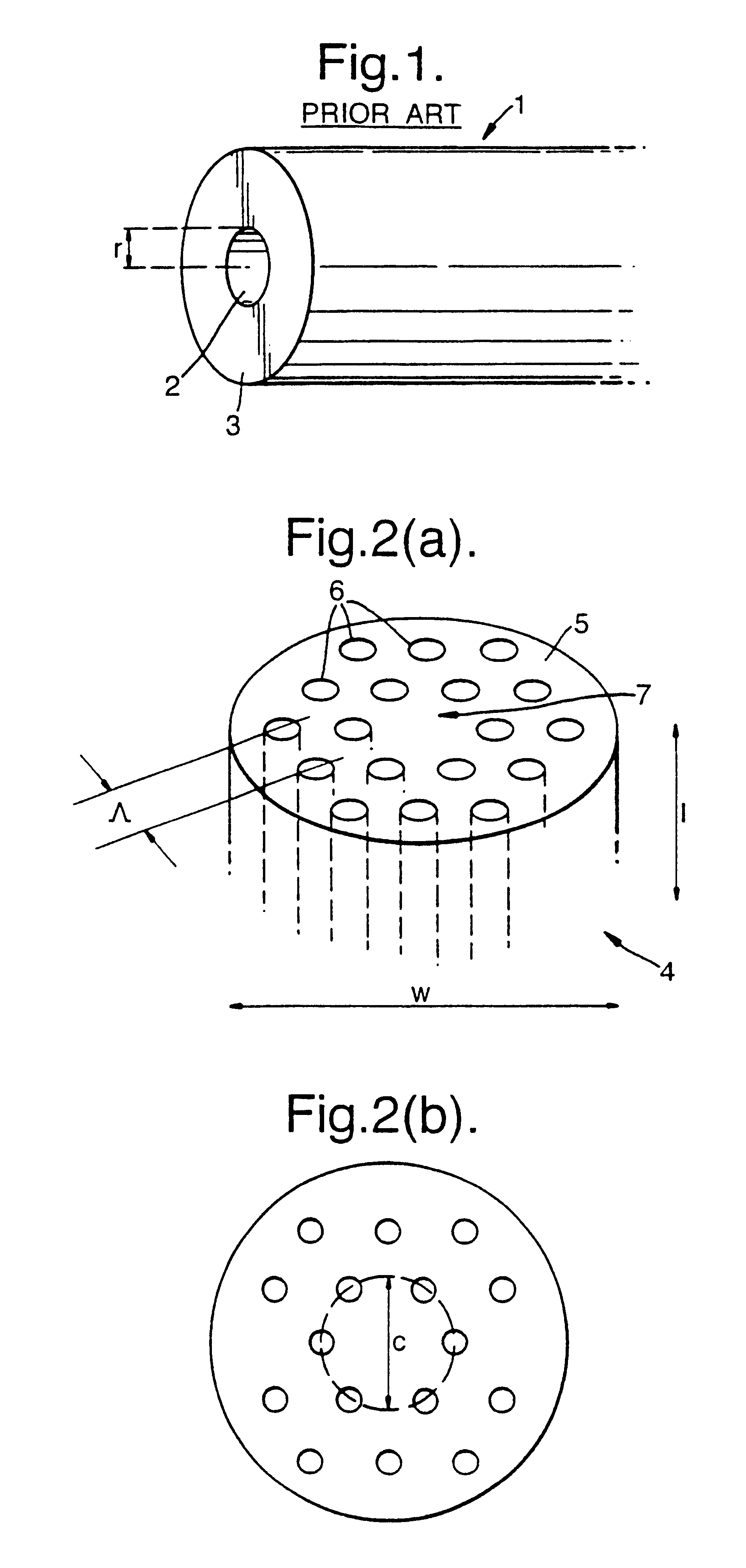 Single mode optical fibre having a large cone photonic crystal