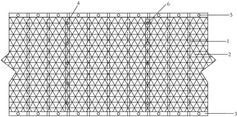 Compound type wooden trestle and paving method thereof