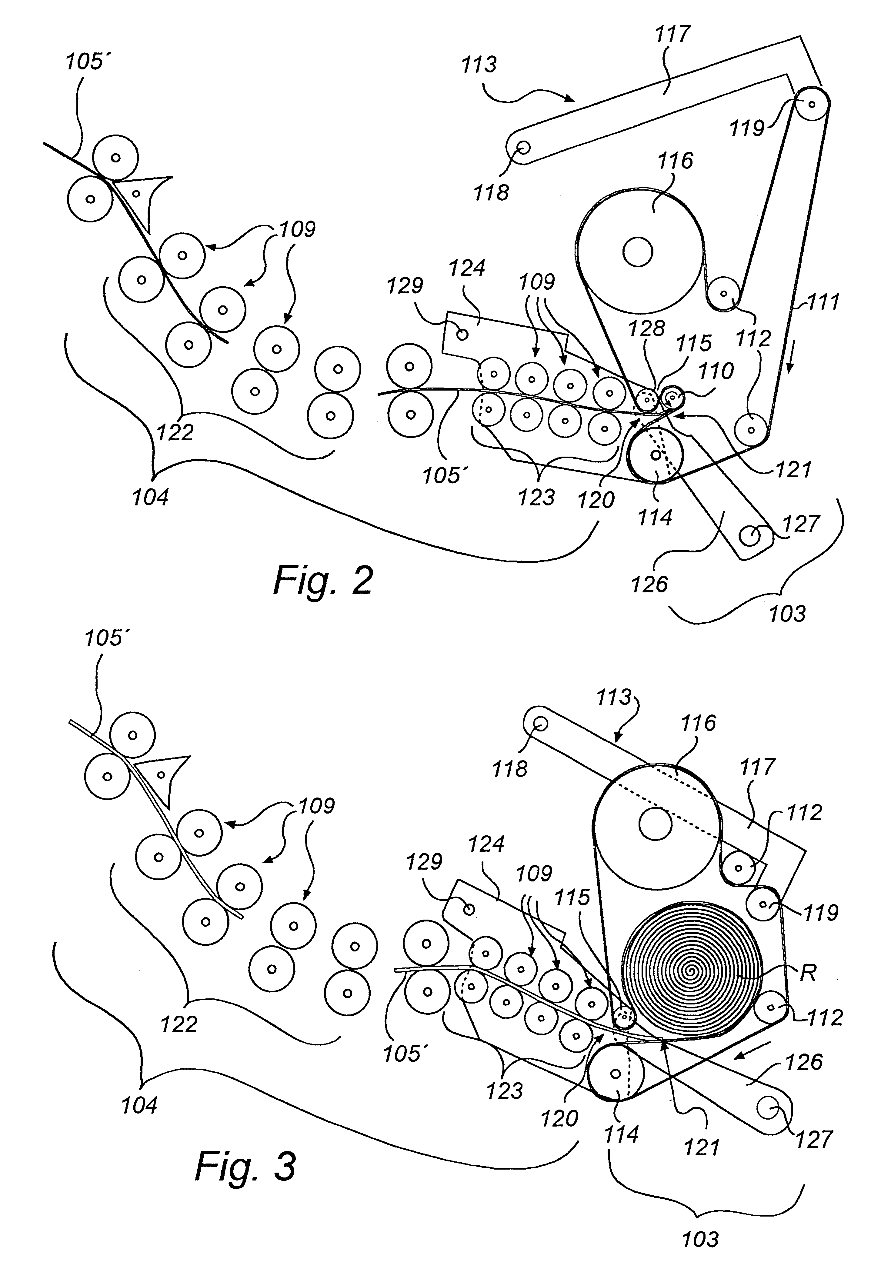 Apparatus and method of producing rolls of bags