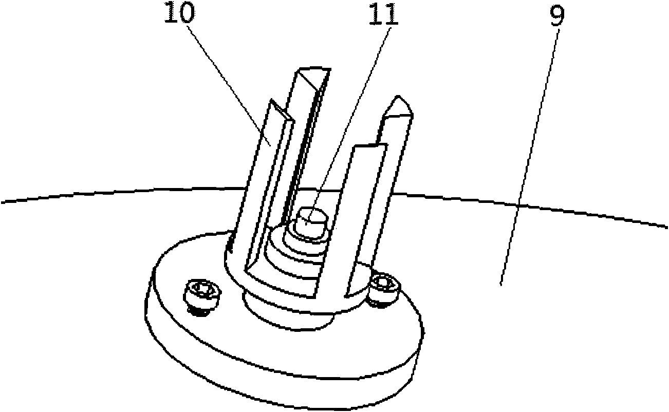 Multi-station welding device and method for auto expansion valve