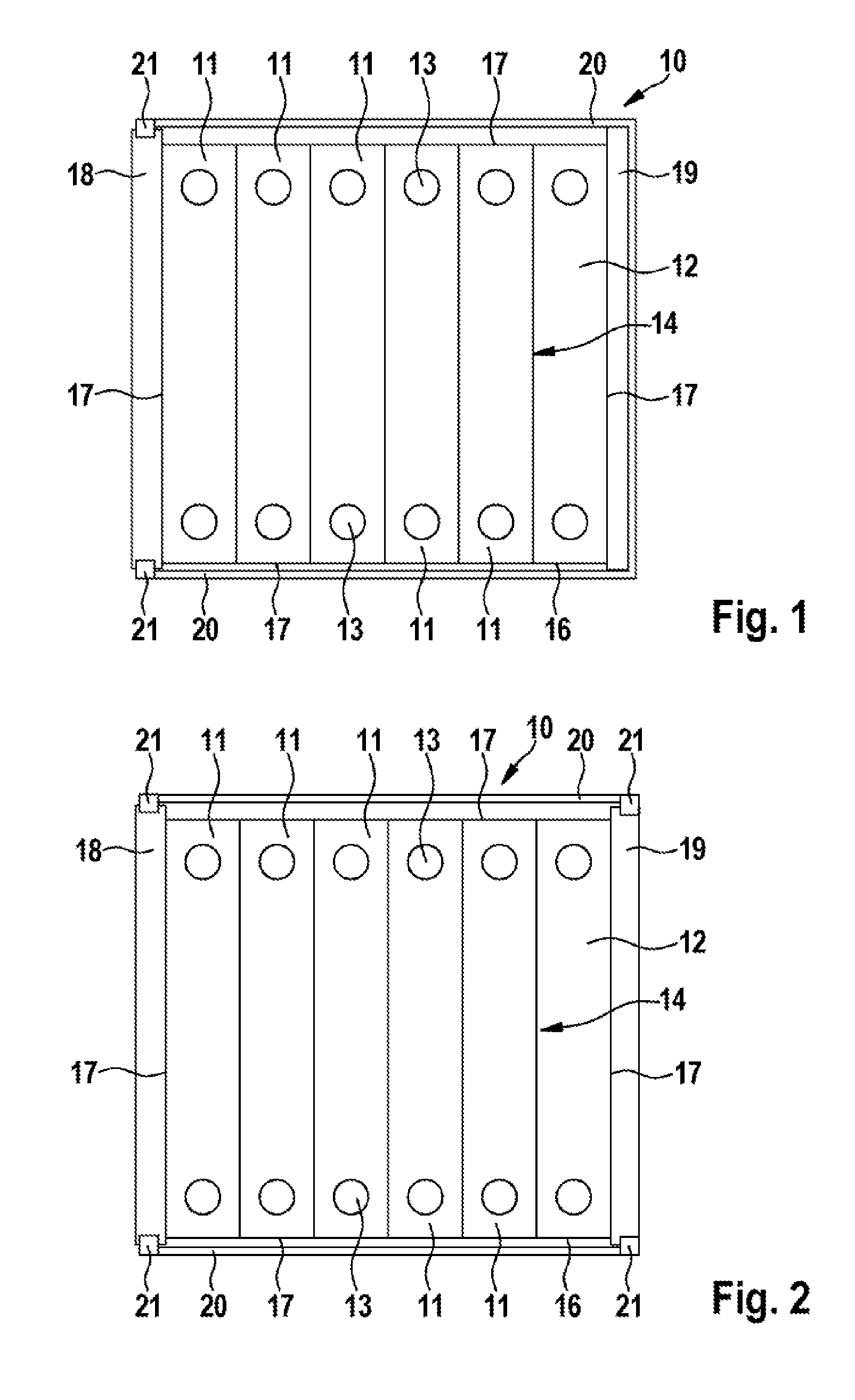 Method for Clamping a Lithium Ion Accumulator, Lithium Ion Accumulator and Motor Vehicle Having a Lithium Ion Accumulator