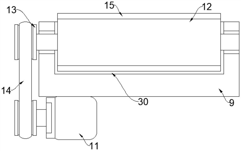 Compression device for improving shrinkage deformation performance of reinforcing sheet and compression method thereof