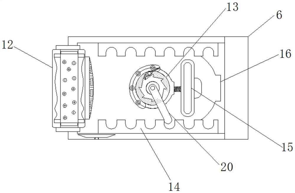 Mask detection device using piezoelectric material