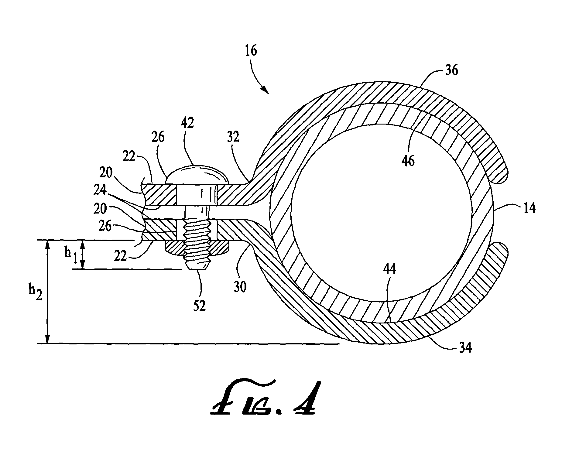 Clamp for interconnecting orthogonally oriented pipes