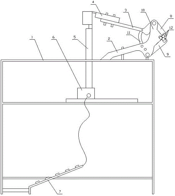 Automatic reaming device for rubber seals