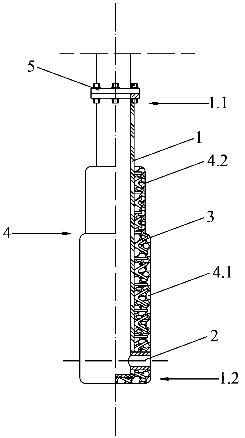 Gas-blowing and slag-gathering spray gun for assisting slag-off of molten iron and using method of spray gun