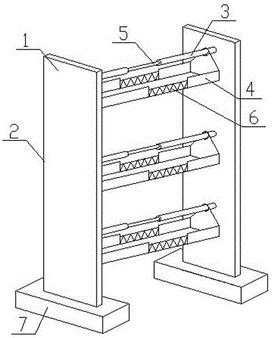 Width-adjustable bookshelf