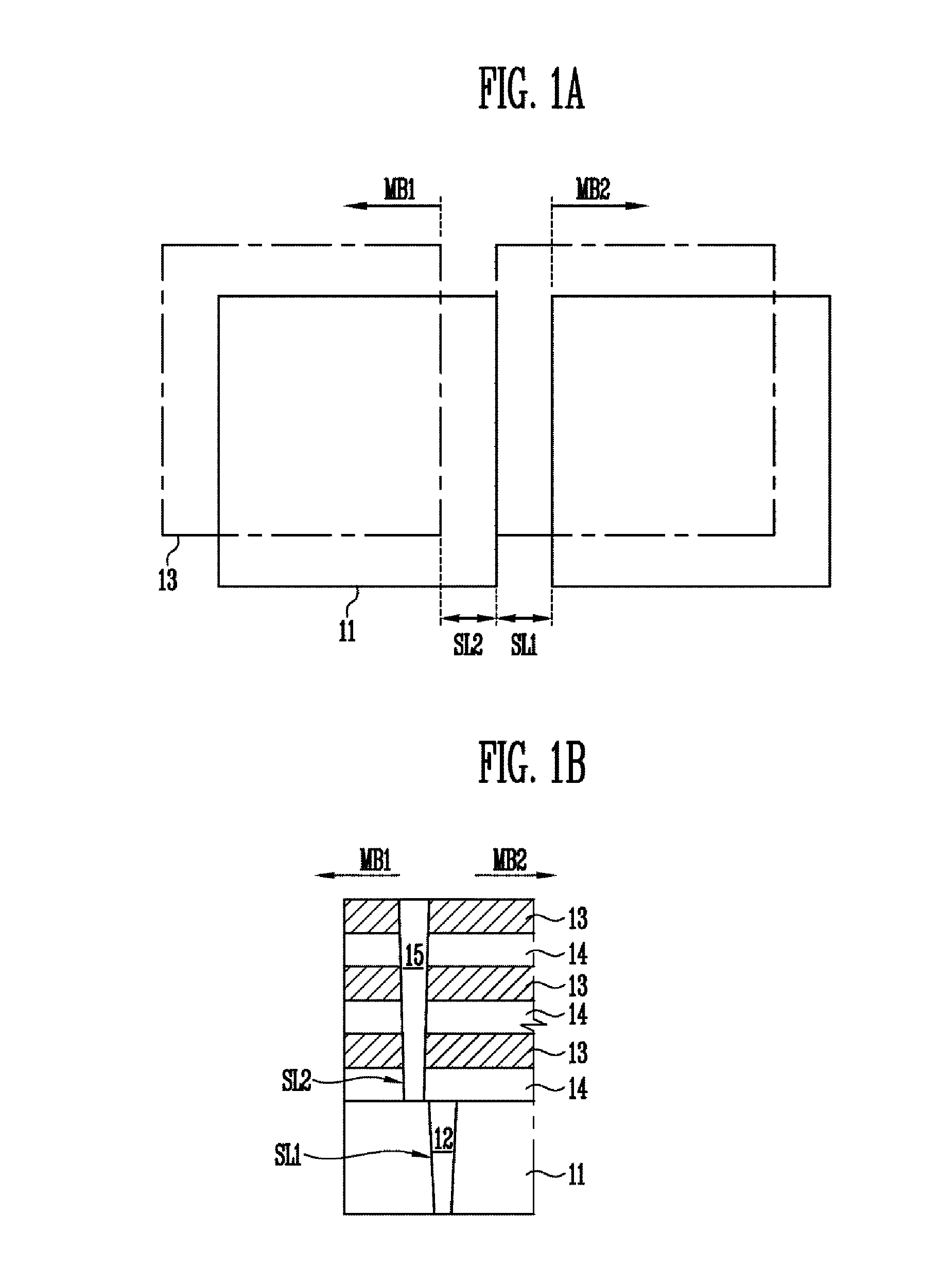 Semiconductor memory device including a slit