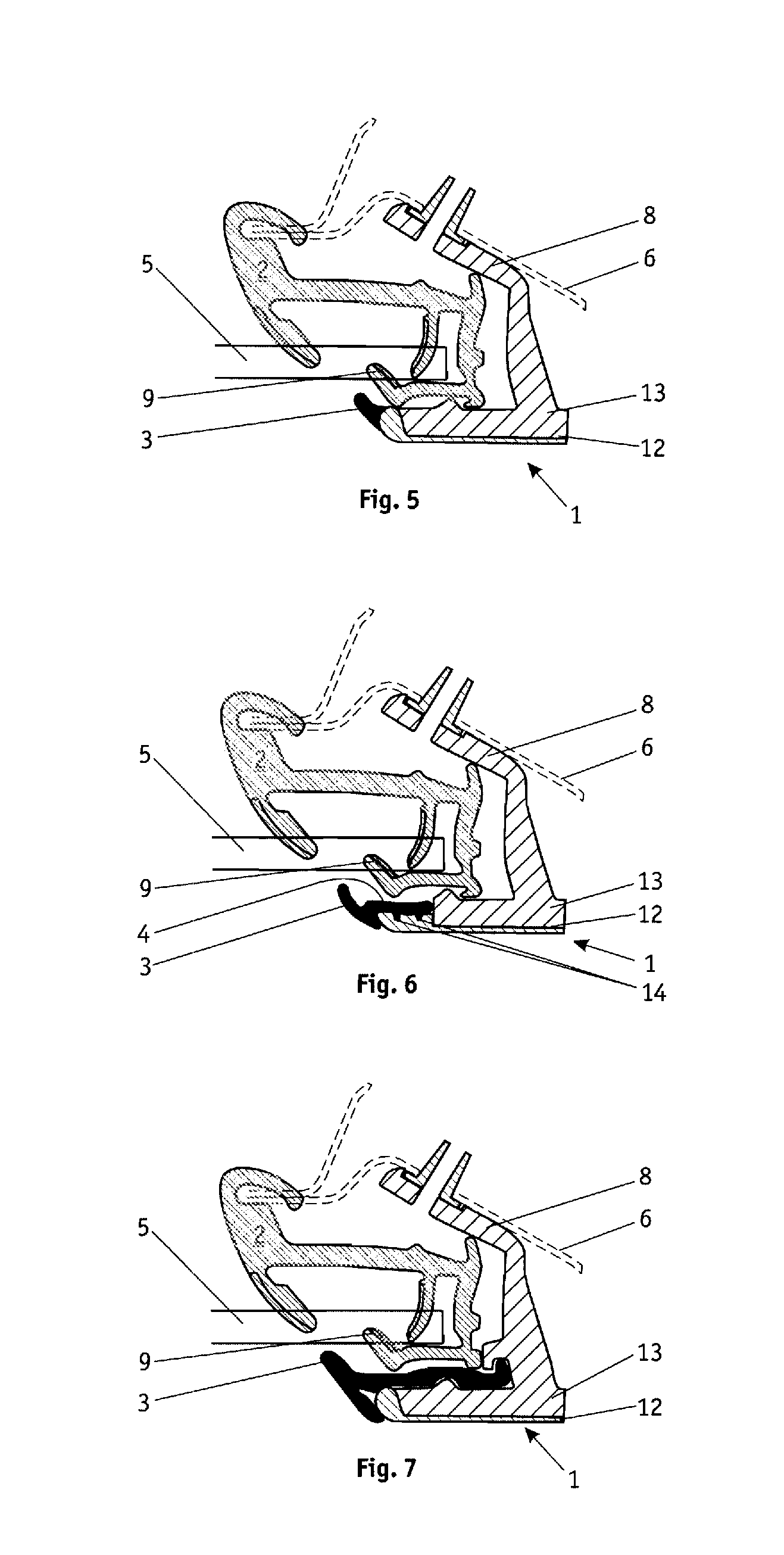 Pillar cover with fixedly allotted cover lip