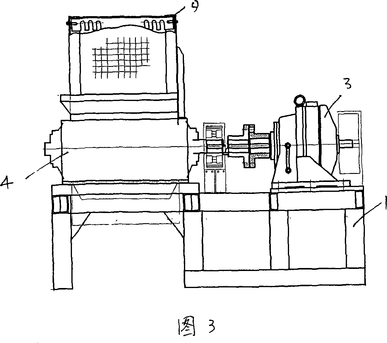 Method and apparatus for crushing waste tyre