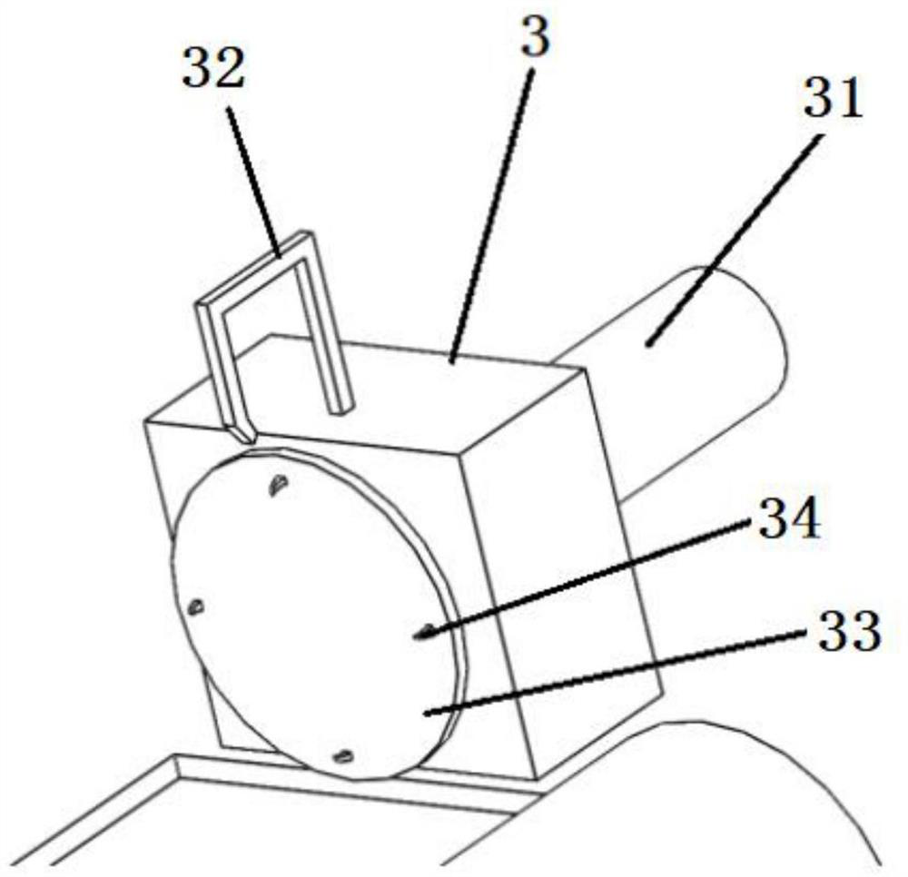 Novel crushing and cleaning device for high-risk waste barrel