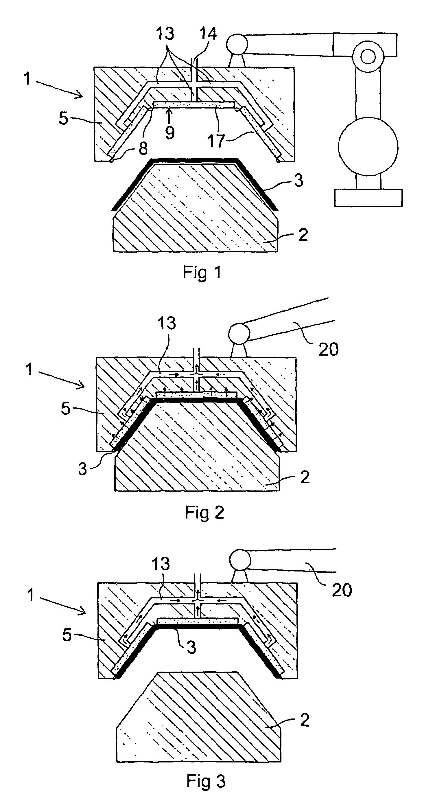 Device and a method for removing an object from a moulding tool