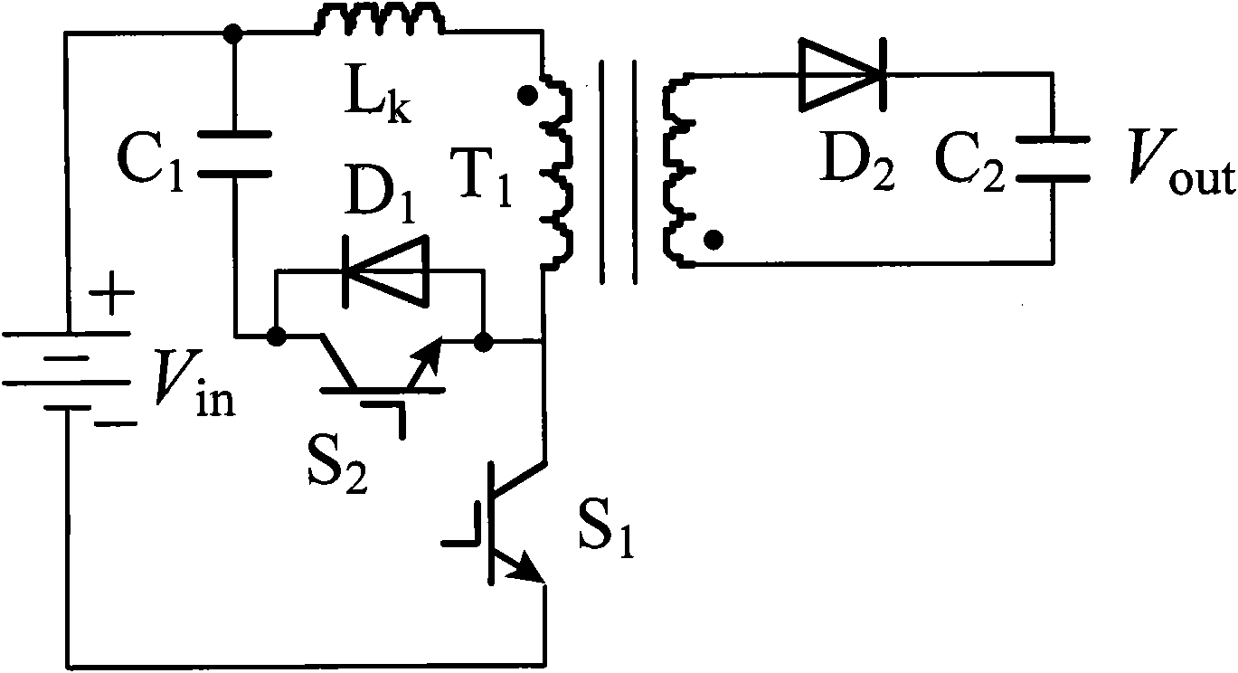 Flyback converter leakage inductance absorption and soft switching control