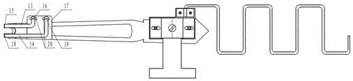 Cloth feeding and covering device for sewing covering machine