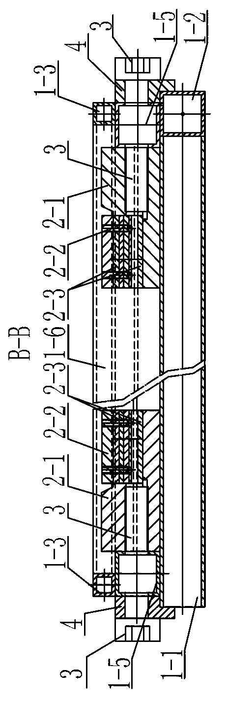 Device for testing tension of test piece