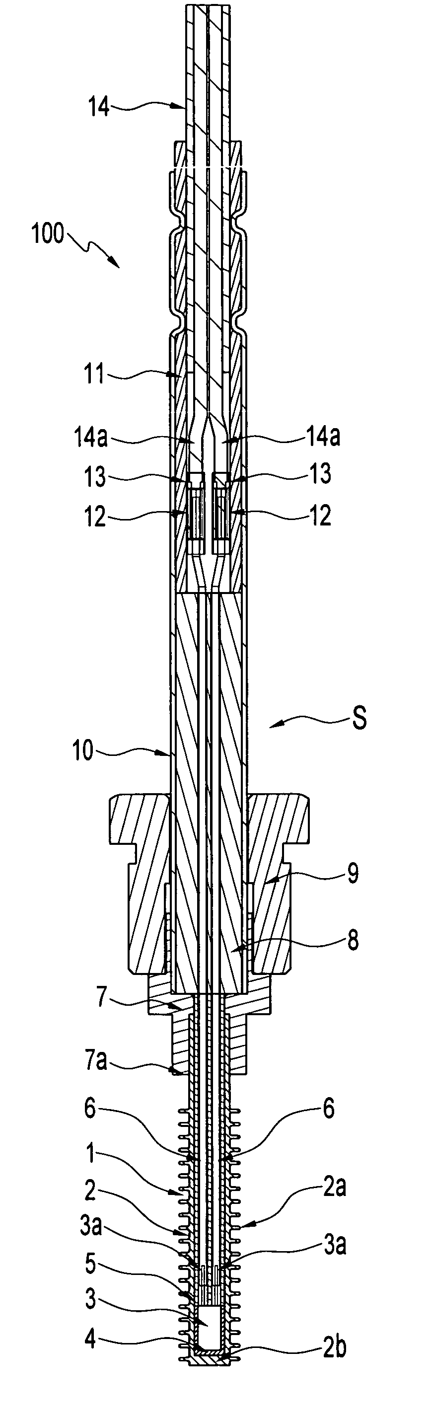 Temperature sensor that achieves a fast response in an exhaust gas environment