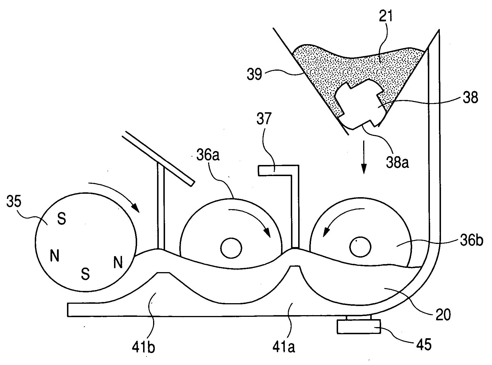 Developing apparatus and electrostatic recording apparatus using the same