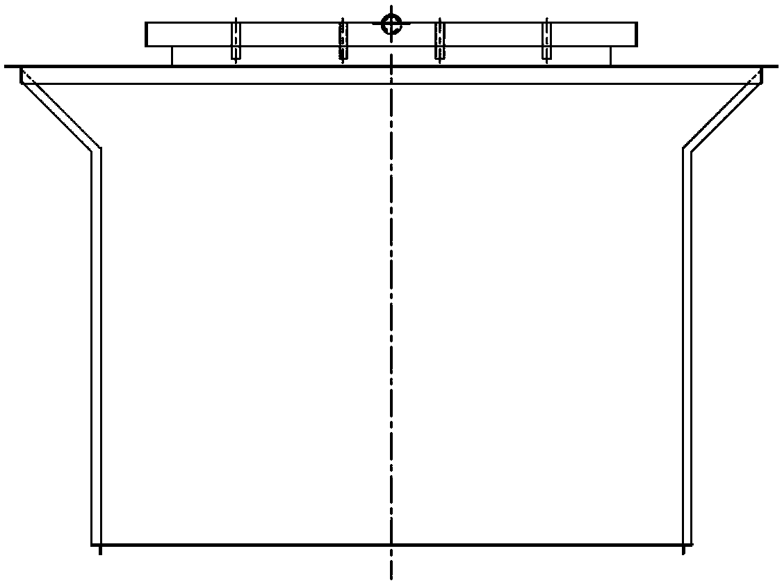 Feeding hopper fire extinguishing device suitable for garbage incinerator