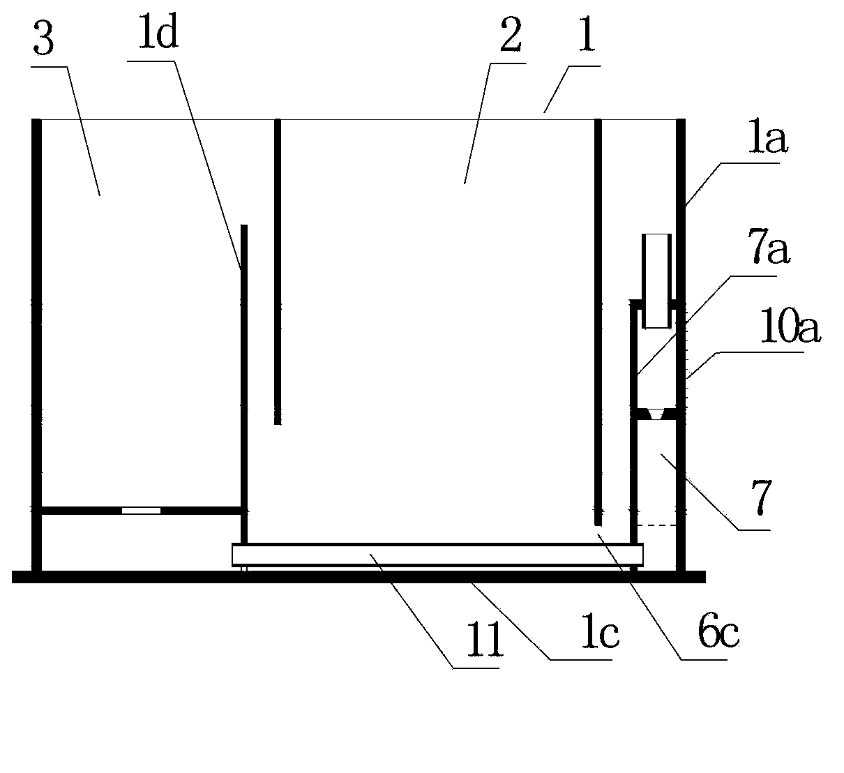 Local-stage aqueous-phase inner circulation device with box-type extraction tank