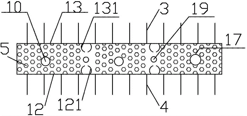 A heat exchange device based on phase change heat storage material and its packaging method