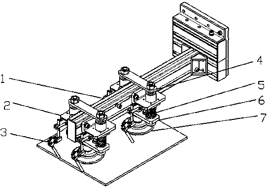 Sheet conveying mechanical hand with dedusting function and assemblies thereof