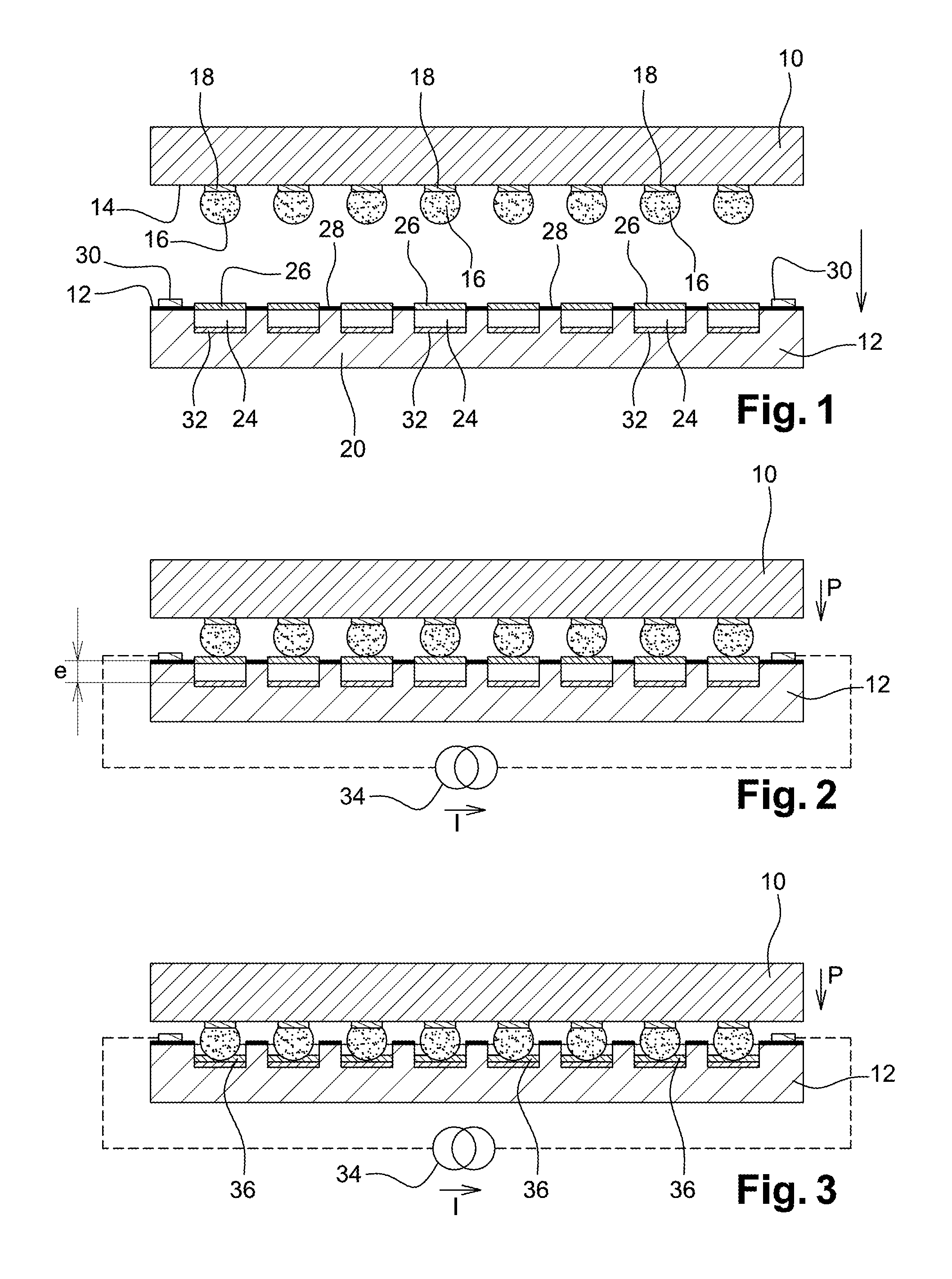 Flip-chip hybridization of microelectronic components using suspended fusible resistive connection elements