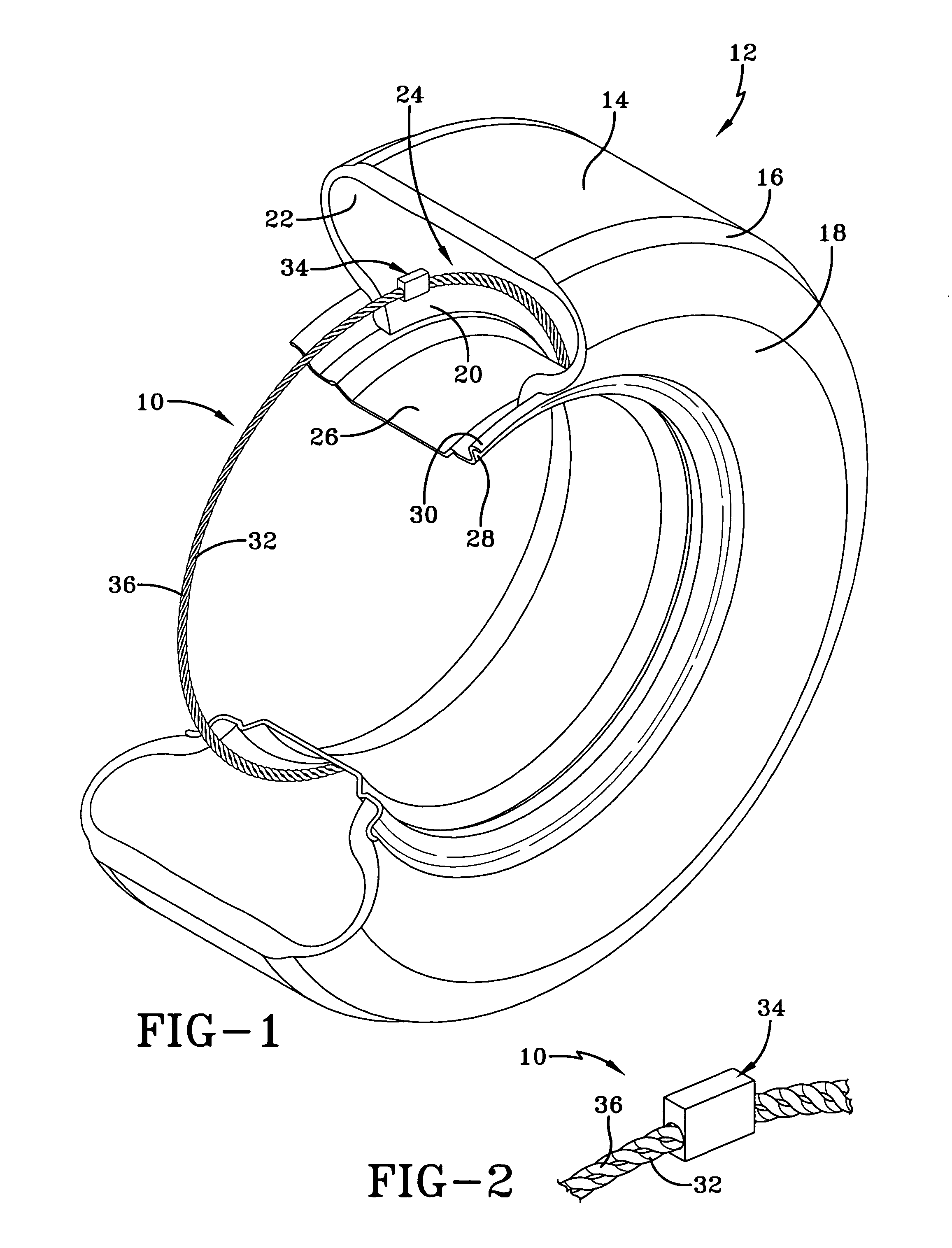 Flexible tinsel ribbon antenna and assembly method for a tire