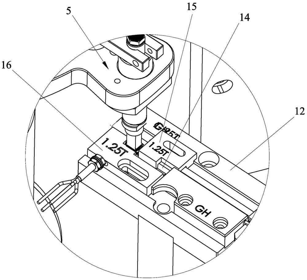 A high-efficiency detection packaging machine