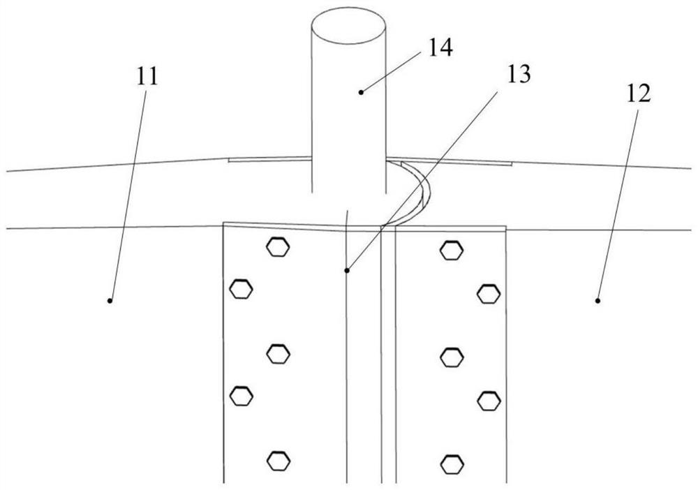 Blade airfoil split self-adaptive adjustment two-way vertical shaft tubular pump and adjustment method thereof